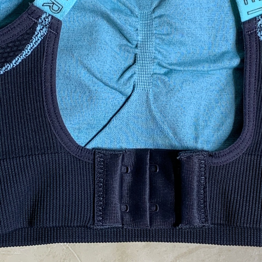 Berlei Sports Bra - Picture 11 of 14